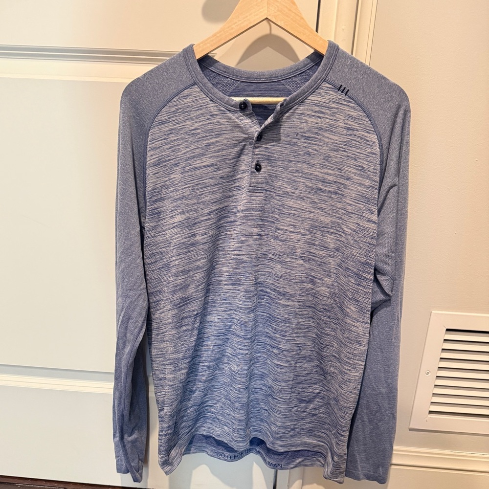 Lululemon blue metal vent long sleeve shirt